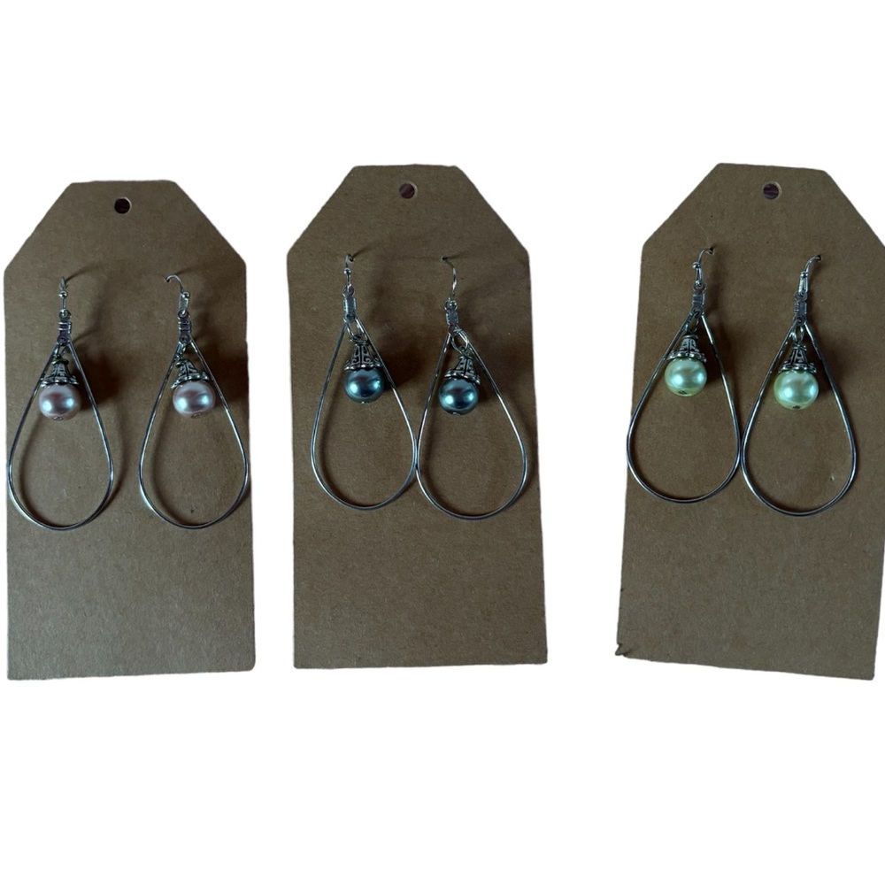 earrings - Picture 4 of 4